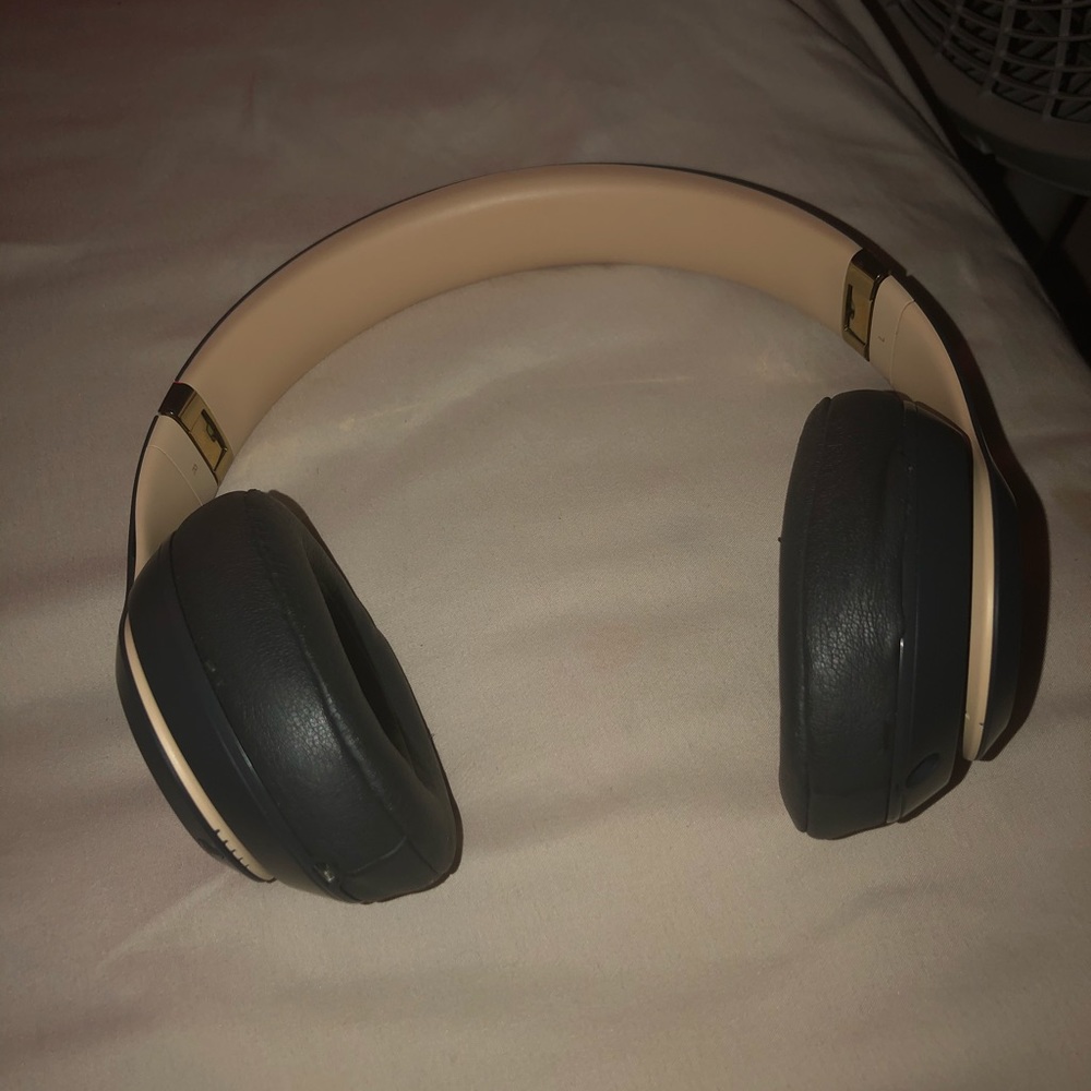 Beats Studio 3 wireless